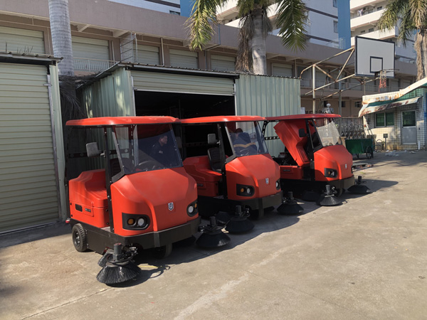 選擇掃地車時需要注意哪些問題？