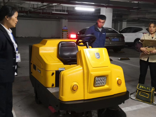 掃地機(jī)價(jià)格多少錢(qián)