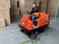 電動(dòng)掃地車有哪些好處