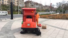 工廠購買掃地機(jī)需要了解哪些方面