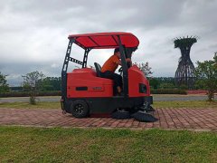 電動清掃車的價格受哪些因素的影響