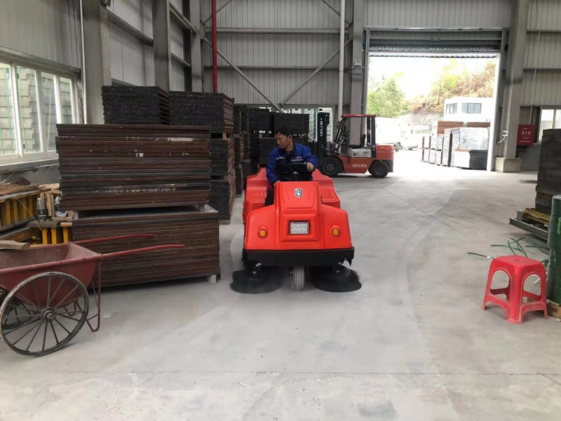 環(huán)衛(wèi)掃地車(chē)特點(diǎn)